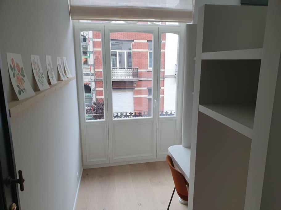 Comfortable Flat Close To Flagey Apartment Brüssel
